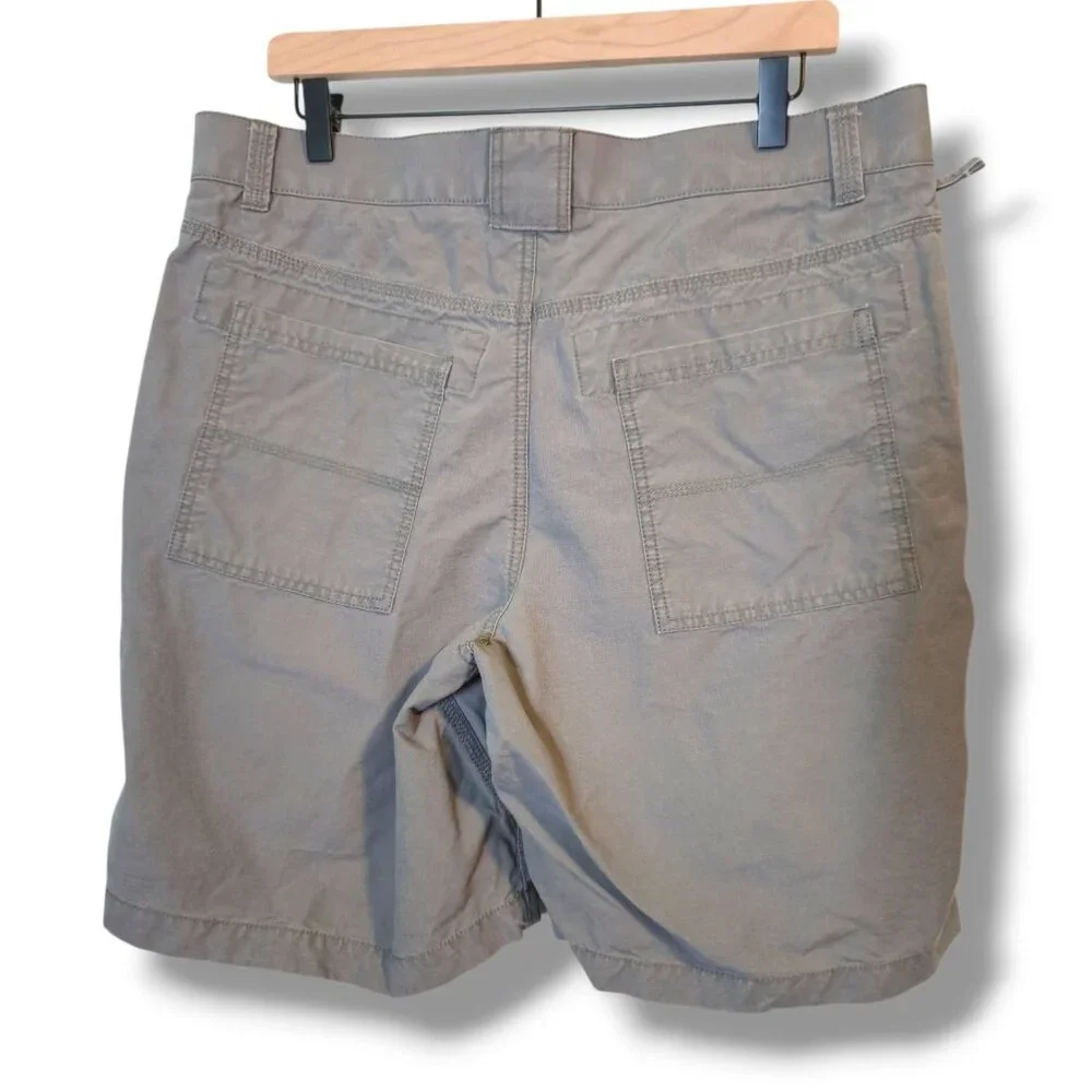 LL Bean shorts mens 36 gray flat front standard fit chino casual preppy